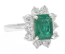 Load image into Gallery viewer, 4.00 Carats Natural Emerald and Diamond 18K Solid White Gold Ring
