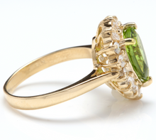 Load image into Gallery viewer, 3.20 Carats Natural Very Nice Looking Peridot and Diamond 14K Solid Yellow Gold Ring
