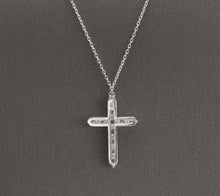 Load image into Gallery viewer, 1.10Ct Stunning 14K Solid White Gold Diamond Cross Pendant Necklace