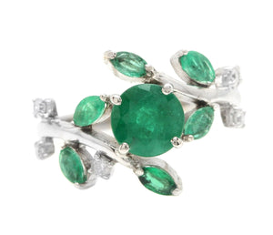 2.00 Carats Impressive Natural Emerald and Diamond 14K White Gold Ring