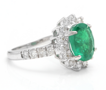 Load image into Gallery viewer, 4.00 Carats Natural Emerald and Diamond 14K Solid White Gold Ring