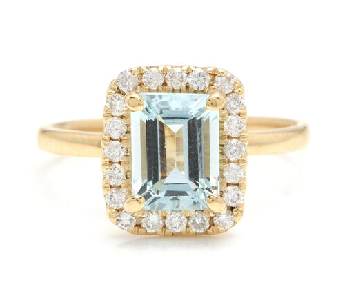 2.10 Carats Impressive Natural Aquamarine and Diamond 14K Yellow Gold Ring