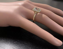 Load image into Gallery viewer, 2.10 Carats Impressive Natural Aquamarine and Diamond 14K Yellow Gold Ring