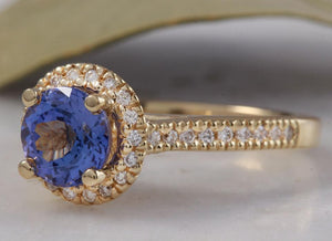 2.00 Carats Natural Impressive Tanzanite and Diamond 14K Solid Yellow Gold Ring