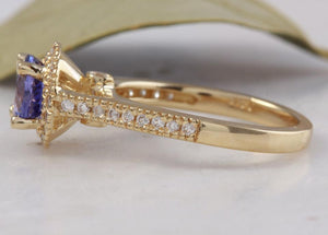 2.00 Carats Natural Impressive Tanzanite and Diamond 14K Solid Yellow Gold Ring