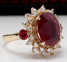 Load image into Gallery viewer, 6.00 Carats Impressive Red Ruby and Diamond 14K Yellow Gold Ring