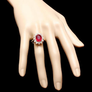 6.60 Carats Impressive Natural Red Ruby and Diamond 14K Yellow Gold Ring