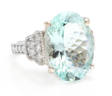 Load image into Gallery viewer, 10.65 Carats Impressive Natural Aquamarine and Diamond 14K Solid White Gold Ring