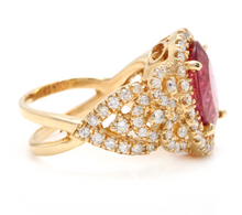 Load image into Gallery viewer, 6.50 Carats Impressive Natural Rubellite and Diamond 14K Yellow Gold Ring