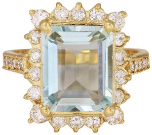 5.15 Carats Natural Aquamarine and Diamond 14K Solid Yellow Gold Ring