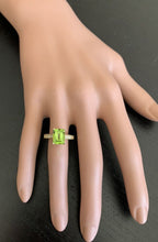 Load image into Gallery viewer, 3.20 Carats Impressive Natural Peridot and Diamond 14K Yellow Gold Ring
