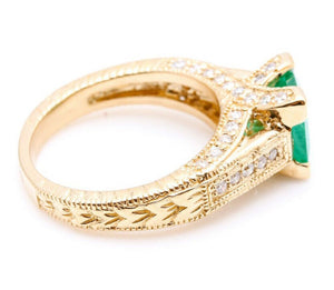 2.60 Carats Natural Emerald and Diamond 14K Solid Yellow Gold Ring