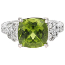 Load image into Gallery viewer, 5.85 Carats Natural Very Nice Looking Peridot and Diamond 14K Solid White Gold Ring