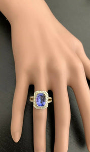 5.50 Carats Natural Very Nice Looking Tanzanite and Diamond 14K Solid Yellow Gold Ring
