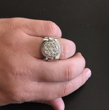 Load image into Gallery viewer, 1.25 Carats Natural Diamond 14K Solid White Gold Men&#39;s Ring