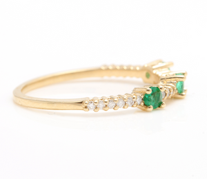 0.45 Carats Natural Emerald and Diamond 14K Solid Yellow Gold Ring