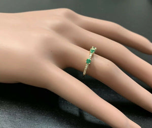 0.45 Carats Natural Emerald and Diamond 14K Solid Yellow Gold Ring