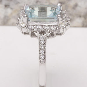 9.20 Carats Natural Aquamarine and Diamond 14K Solid White Gold Ring