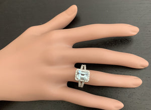 2.60 Carats Natural Aquamarine and Diamond 14K Solid White Gold Ring