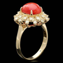 Load image into Gallery viewer, 3.55 Carats Impressive Coral and Diamond 14K Yellow Gold Ring