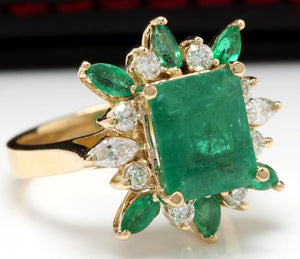 5.05 Carats Natural Emerald and Diamond 14K Solid Yellow Gold Ring