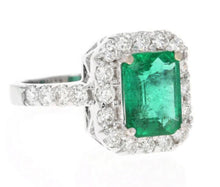 Load image into Gallery viewer, 4.30 Carats Natural Emerald and Diamond 18K Solid White Gold Ring