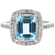 Load image into Gallery viewer, 4.55 Carats Natural Aquamarine and Diamond 14K Solid White Gold Ring