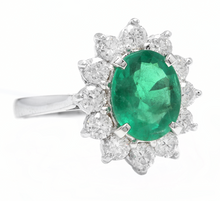 Load image into Gallery viewer, 3.60 Carats Exquisite Emerald and Diamond 14K Solid White Gold Ring