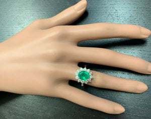 3.60 Carats Exquisite Emerald and Diamond 14K Solid White Gold Ring
