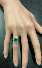 Load image into Gallery viewer, 2.50 Carats Exquisite Emerald and Diamond 14K Solid Yellow Gold Ring