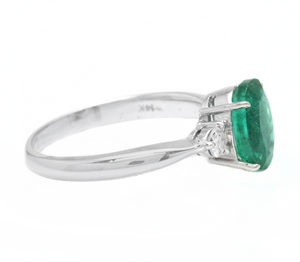 1.66 Carats Exquisite Emerald and Diamond 14K Solid White Gold Ring