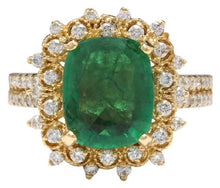 Load image into Gallery viewer, 4.50 Carats Natural Emerald and Diamond 14K Solid Yellow Gold Ring