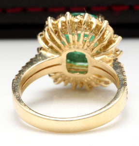 4.50 Carats Natural Emerald and Diamond 14K Solid Yellow Gold Ring