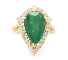 Load image into Gallery viewer, 8.20 Carats Natural Emerald and Diamond 14K Solid Yellow Gold Ring