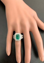 Load image into Gallery viewer, 3.80ct Natural Emerald &amp; Diamond 14k Solid White Gold Ring