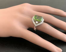 Load image into Gallery viewer, 9.00 Carats Natural Peridot and Diamond 14k Solid White Gold Ring