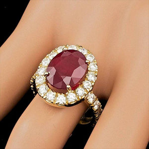 9.00 Carats Natural Red Ruby and Diamond 14K Yellow Gold Ring