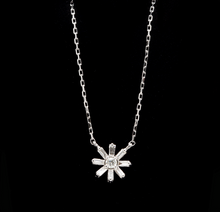 Load image into Gallery viewer, 0.50Ct Stunning 14K Solid White Gold Diamond Necklace