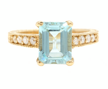 Load image into Gallery viewer, 3.20 Carats Natural Aquamarine and Diamond 14k Solid Yellow Gold Ring