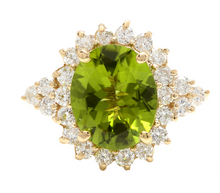 Load image into Gallery viewer, 4.35 Carats Natural Peridot and Diamond 14k Solid Yellow Gold Ring