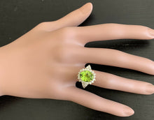Load image into Gallery viewer, 4.35 Carats Natural Peridot and Diamond 14k Solid Yellow Gold Ring