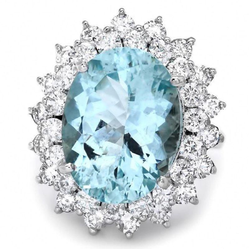 9.80 Carats Natural Aquamarine and Diamond 14K Solid White Gold Ring