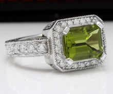 Load image into Gallery viewer, 3.75 Carats Natural Very Nice Looking Peridot and Diamond 14K Solid White Gold Ring