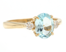 Load image into Gallery viewer, 1.16 Carats Natural Aquamarine and Diamond 14k Solid Yellow Gold Ring