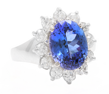 Load image into Gallery viewer, 4.90 Carats Natural Tanzanite and Diamond 14k Solid White Gold Ring