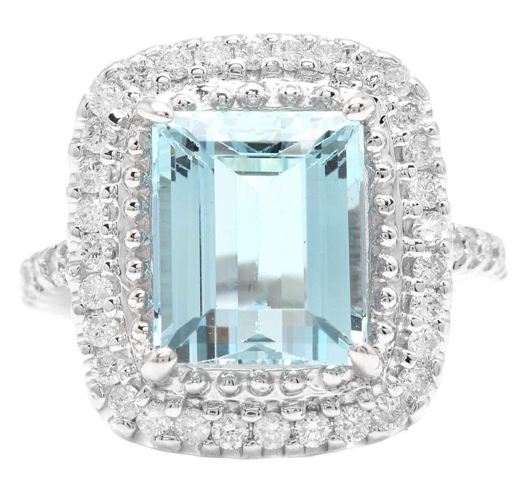 Heavy 5.80 Carats Natural Aquamarine and Diamond 14K Solid White Gold Ring