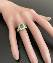 Load image into Gallery viewer, 2.60ct Natural Emerald &amp; Diamond 18k Solid Yellow Gold Ring