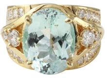 Load image into Gallery viewer, 7.71 Carats Exquisite Natural Aquamarine and Diamond 14K Solid Yellow Gold Ring