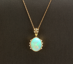 6.70Ct Natural Ethiopian Opal and Diamond 14K Solid Yellow Gold Necklace