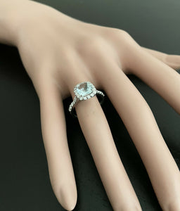 2.05 Carats Natural Aquamarine and Diamond 14K Solid White Gold Ring